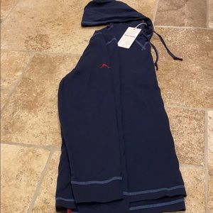 2 for the price of one. Men’s long sleeve hoodies